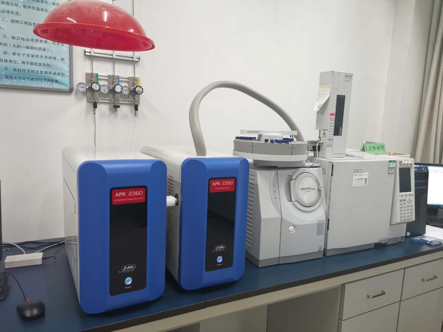 石嘴山市環境監測站熱脫附系統現場交付