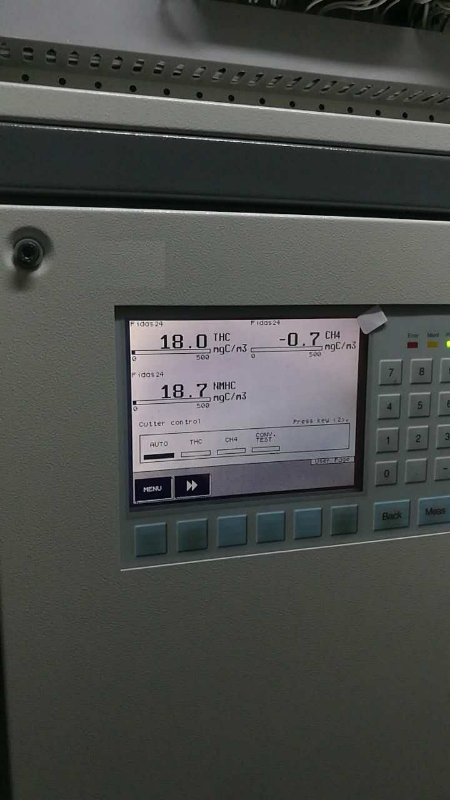 便攜式非甲烷總烴測試儀與在線儀器進(jìn)行現(xiàn)場比對